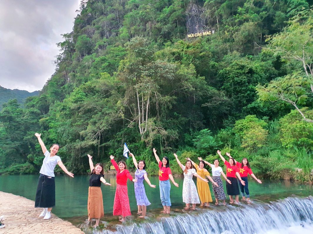 Tour Ba Bể Bản Giốc khởi hành thứ 6 hàng tuần