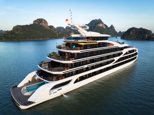 Du thuyền Diana Cruises