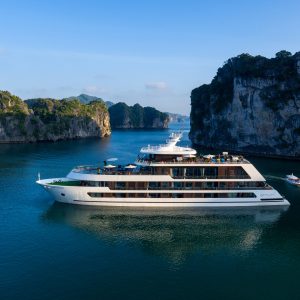 Du thuyền Stellar of the Seas